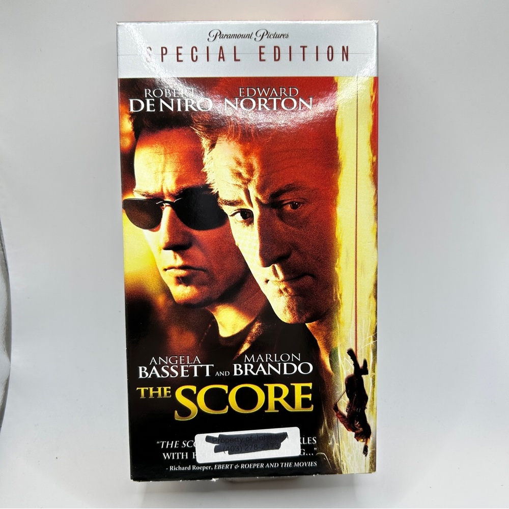 The Score Special Edition VHS